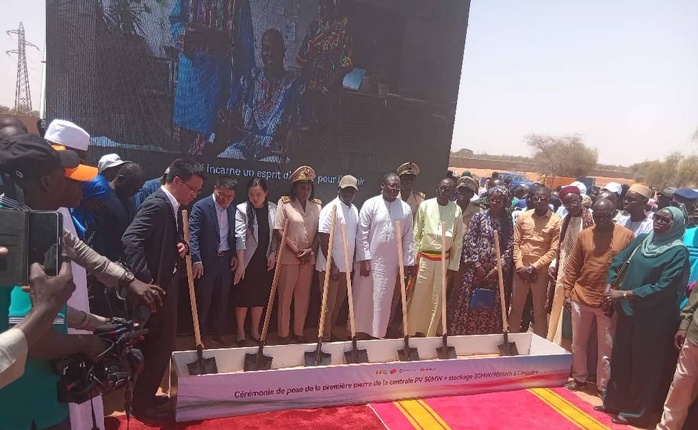 Pose de la première pierre d’une centrale solaire à Warkhokh : le ministre Birame Soulèye Diop promet un Sénégal énergétiquement souverain et résilient