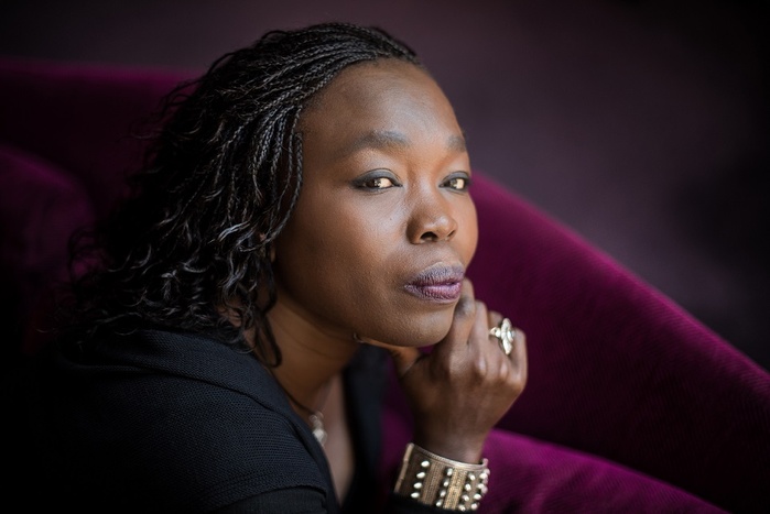 Homosexualité - Fatou Diome brise le tabou : « Ce que les autres font dans leur lit ne me regarde pas » Homosexualité - Fatou Diome brise le tabou : « Ce que les autres font dans leur lit ne me regarde pas »