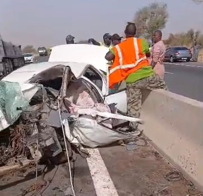 Drame sur l’autoroute Ila Touba : Un policier perd la vie, son véhicule totalement détruit