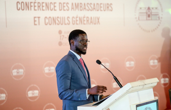Conférence des ambassadeurs et consuls généraux : Bassirou Diomaye Faye plaide pour une place accrue de l’Afrique dans la gouvernance mondiale Conférence des ambassadeurs et consuls généraux : Bassirou Diomaye Faye plaide pour une place accrue de l’Afrique dans la gouvernance mondiale