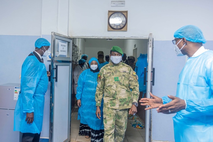 Mali: le chef de la junte réapparaît pour la première fois depuis les attaques meurtrières