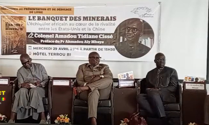 Mouhamadou Makhtar Cissé lors de la présentation de l’ouvrage Le Banquet des minerais: « Le vrai problème, c'est la gouvernance, pas la transition énergétique » Mouhamadou Makhtar Cissé lors de la présentation de l’ouvrage Le Banquet des minerais: « Le vrai problème, c'est la gouvernance, pas la transition énergétique »