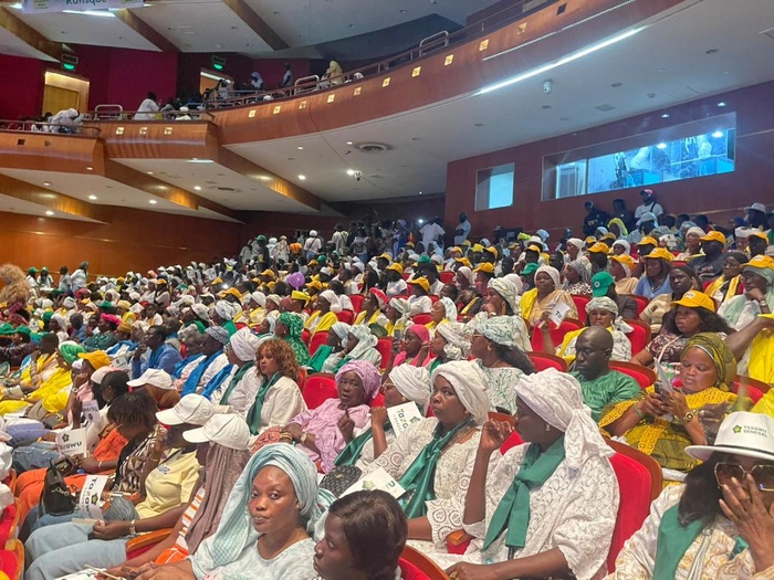 [ Images] Congrès Constitutif:  Mobilisation des militants de "Taxawu Senegaal" au Grand Théâtre autour de Khalifa Ababacar Sall