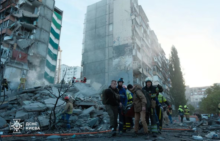 Vaste attaque russe sur Kiev: un mort et 31 blessés Vaste attaque russe sur Kiev: un mort et 31 blessés