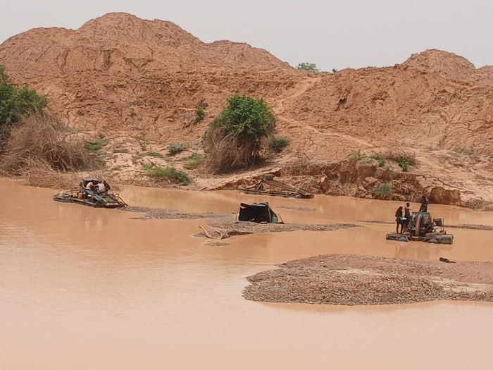 Démantèlement d’un site d’orpaillage clandestin dans le secteur de la Falémé Démantèlement d’un site d’orpaillage clandestin dans le secteur de la Falémé