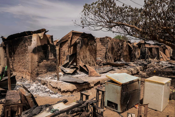 Le palais d’un émir nigérian incendié par des hommes armés