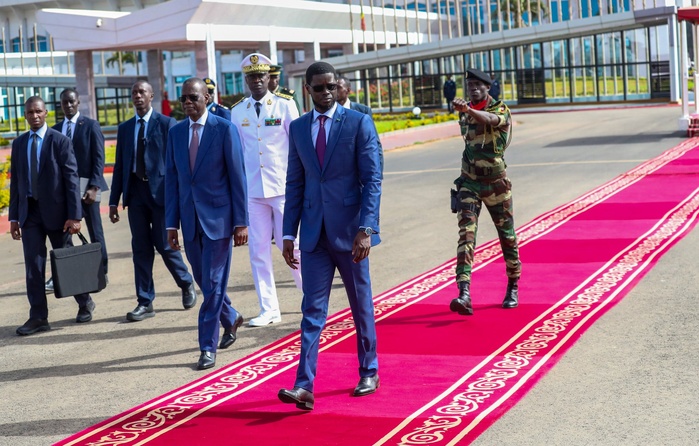 Coopération sous-régionale : le Président Bassirou Diomaye Faye en visite de travail en Gambie