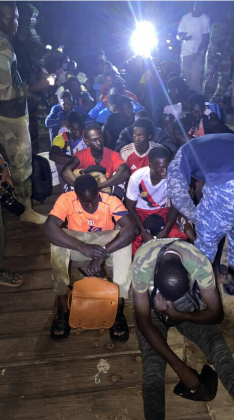 Ziguinchor : une pirogue de migrants interceptée à Elinkine, 35 personnes arrêtées