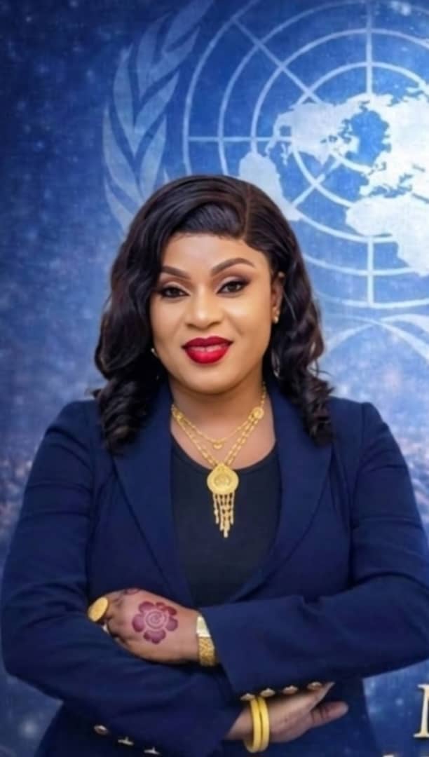 Ousmane Sonko face au miroir du pouvoir : L'illusion du Messie s'effondre (Maïmouna Sène, membre du secrétariat exécutif national de l'APR) Ousmane Sonko face au miroir du pouvoir : L'illusion du Messie s'effondre (Maïmouna Sène, membre du secrétariat exécutif national de l'APR)