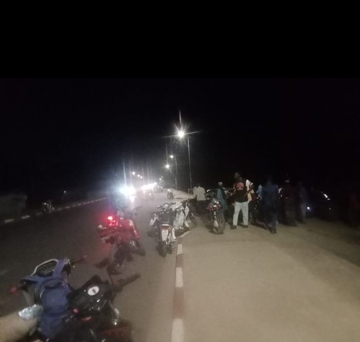 Accident à Kolda : Un véhicule achève sa trajectoire dans un caniveau... Accident à Kolda : Un véhicule achève sa trajectoire dans un caniveau...
