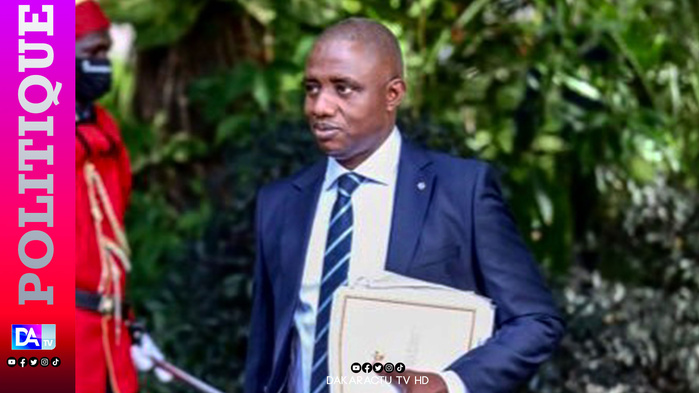 Politique- Yoro Dia à Ousmane Sonko : " Tu es de retour mais l'État qui t'avait embastillé, dompté pour te remettre sur le droit chemin de l'opposition légale après l'insurrection est tjrs là et tremblera pas". Politique- Yoro Dia à Ousmane Sonko : " Tu es de retour mais l'État qui t'avait embastillé, dompté pour te remettre sur le droit chemin de l'opposition légale après l'insurrection est tjrs là et tremblera pas".