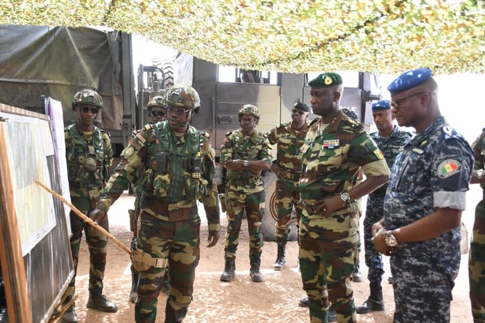 Centre de Dodji : les Armées clôturent leur campagne semestrielle de tirs sous la présidence du CEMGA, Oumar Wade