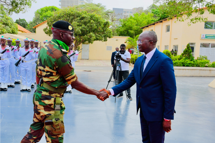 Armée Sénégalaise : Le ministre Yankhoba Diémé salue une « Force exemplaire » et promet un soutien sans faille aux militaires