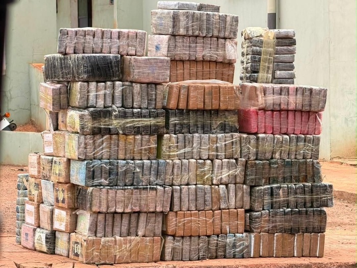 Trafic de drogue : La Brigade des Douanes de Koumpentoum saisit 970,6 kg de cocaïne pure évalués à 58 milliards CFA