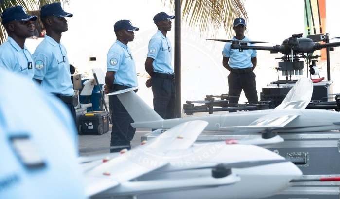 Gendarmerie nationale : le ministre des Forces armées Yankoba Diémé en visite au Haut-commandement Gendarmerie nationale : le ministre des Forces armées Yankoba Diémé en visite au Haut-commandement