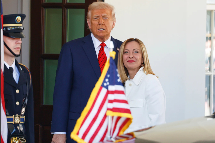 L’Italie annule une visite officielle aux USA après des “propos graves” de Trump contre Meloni