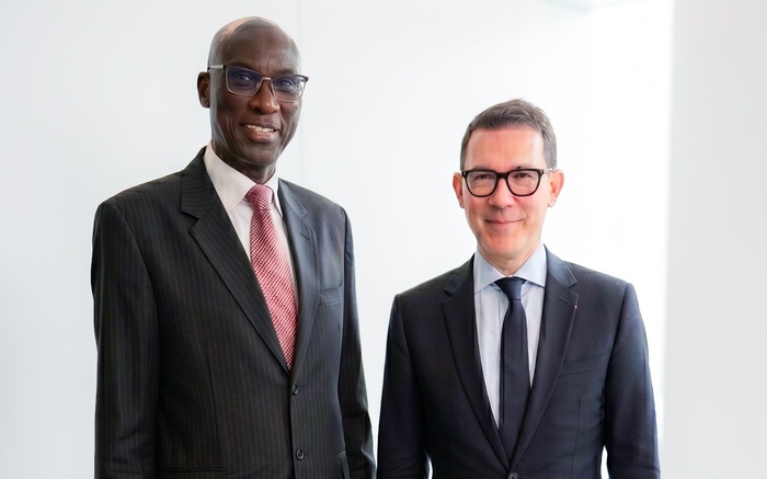 Air Sénégal S.A. et Air France renforcent leur partenariat stratégique Air Sénégal S.A. et Air France renforcent leur partenariat stratégique