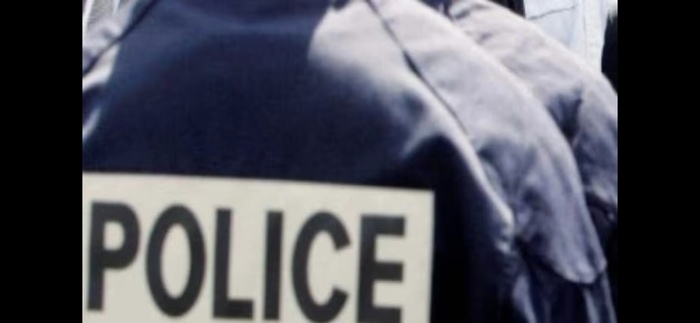 MBACKÉ – Un jeune tué à l’arme blanche, le suspect en fuite… La police sur le coup.