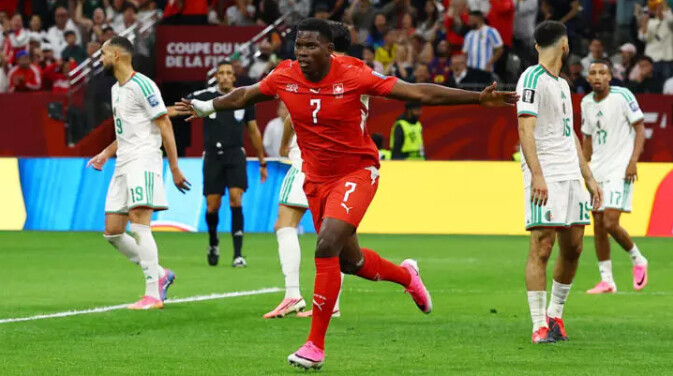 Coupe du monde 2026: la Suisse bat l'Algérie 2-0 et se qualifie pour les huitièmes de finale
