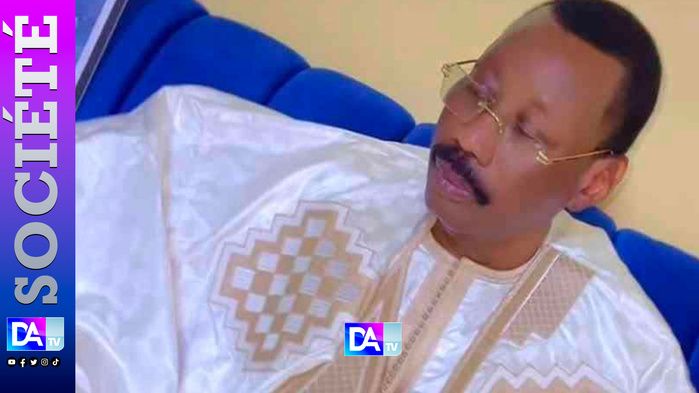GUINGUINÉO – Serigne Abdoul Bakhé Mbacké inhumé à Touba - Serigne Fallou Mbacké lui succéde