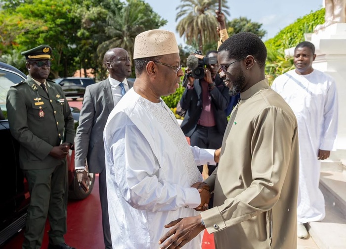 Tête-à-tête au Palais : Le PR Diomaye Faye  et Macky  Sall en toute intimité autour de la candidature à l’ONU, une rencontre symbolique au sommet de l’État