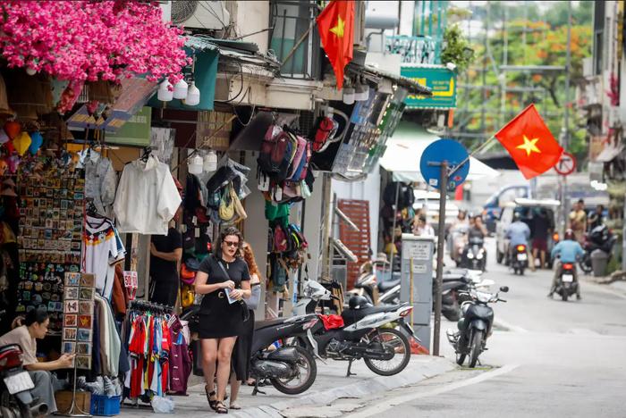 Polémique autour d’un livre sur Ho Chi Minh au Vietnam: cinq arrestations