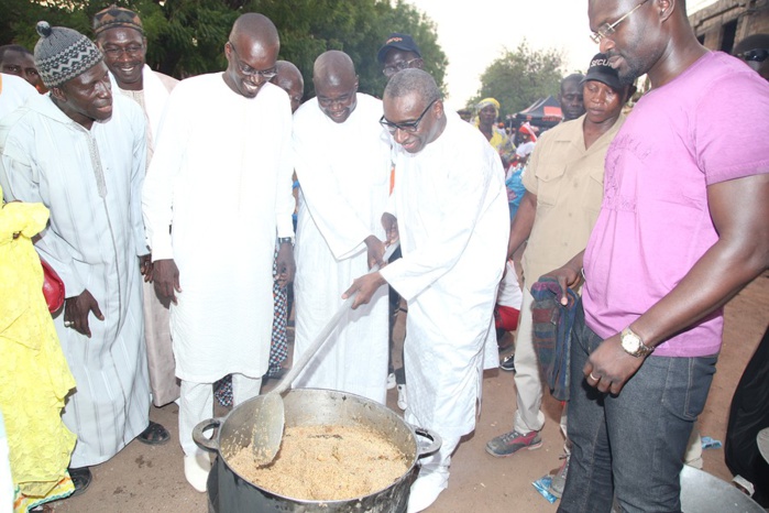 Marmite du coeur à Tambacounda : Action conjointe initiée par Sidiki Kaba et Mamadou Kassé (IMAGES) Marmite du coeur à Tambacounda : Action conjointe initiée par Sidiki Kaba et Mamadou Kassé (IMAGES)