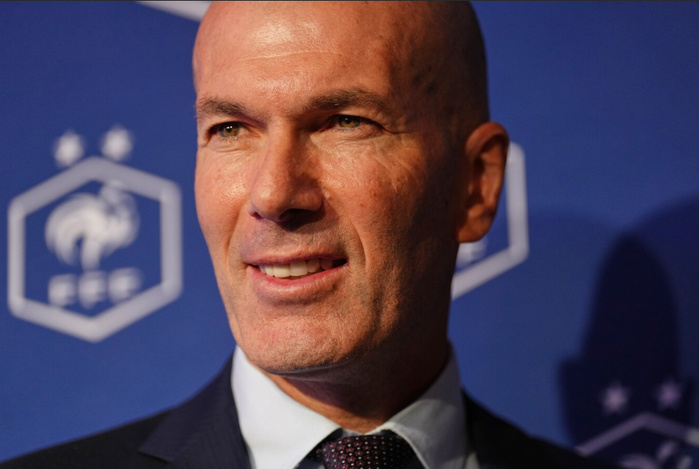 Zidane est le nouveau sélectionneur des Bleus: ce qu’il faut retenir de sa première prise de parole Zidane est le nouveau sélectionneur des Bleus: ce qu’il faut retenir de sa première prise de parole