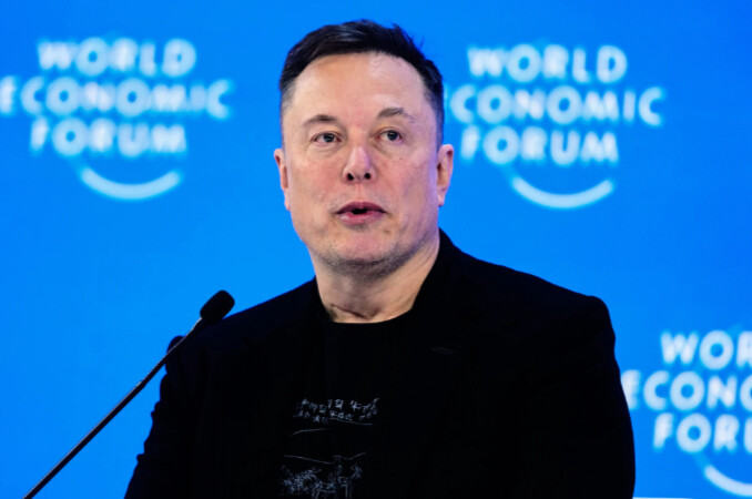 Elon Musk a perdu près de la moitié de sa fortune en six semaines