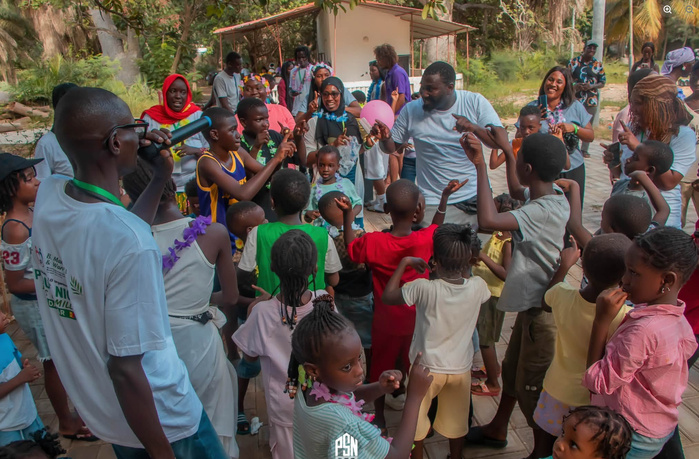 [ Images] Parc de Cambérène : Maman 2.0 & Warriors offre à Dakar son premier Pique-Nique des familles