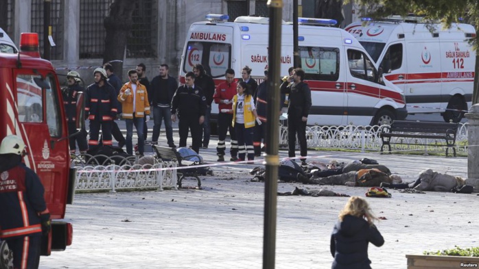 Turquie : au moins 10 morts dans un double attentat suicide à l'aéroport d'Istanbul