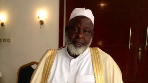 Guinée: l'imam de la grande mosquée de Conakry «pardonne» et appelle à la libération de l'activiste Bella Bah