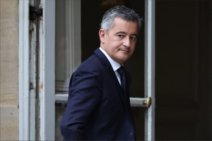 Gérald Darmanin ne se présentera pas à la présidentielle et apporte son soutien à Édouard Philippe