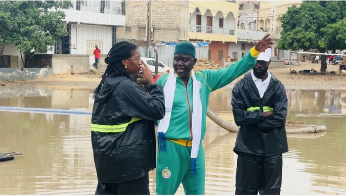 Parcelles Assainies sous les eaux : Fatou Kiné Diakhaté au chevet des impactés, annonce la tenue prochaine d'un forum sur l’assainissement