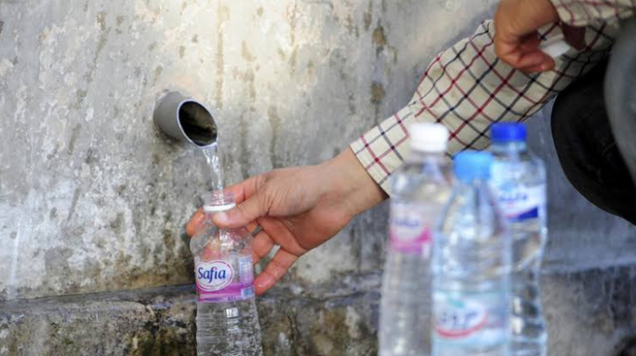 Tunisie: canicule et coupures d’électricité accentuent une crise d'approvisionnement d’eau en bouteilles