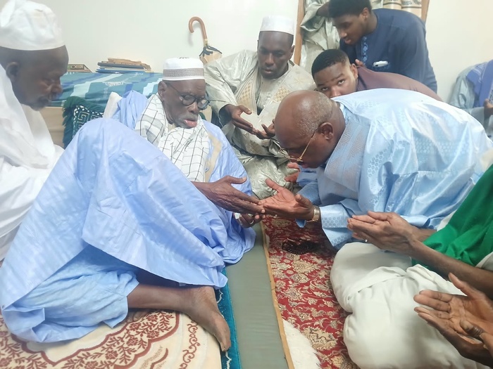 Doumga Ouro Alpha: Farba Ngom clôture le Gamou aux côtés de son guide religieux après une tournée dans le Fouta