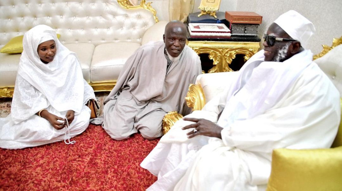 TOUBA- Visite de Sokhna Aïda Diallo/  Sokhna Mame Khary Mbacké brise le silence :« Je ne la connais pas et ne l’ai jamais fréquentée… Je savais qu’elle manipulait  »