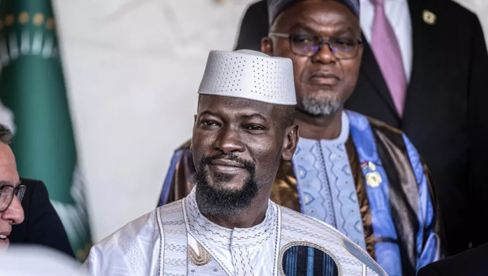 Guinée: le président Mamadi Doumbouya rappelle ses ministres à l'ordre et fixe ses exigences Guinée: le président Mamadi Doumbouya rappelle ses ministres à l'ordre et fixe ses exigences