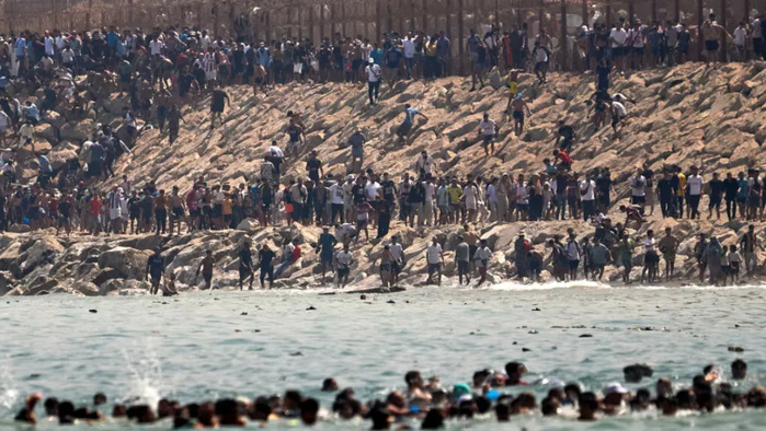 Ceuta: la justice espagnole ouvre une enquête sur l'afflux massif de migrants dans l'enclave