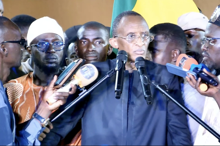 « Personne ne me prendra à défaut de loyauté vis-à-vis de vous après le 2 avril 2024 »: Quand Abdoulaye Seydou Sow faisait allégeance à Macky Sall « Personne ne me prendra à défaut de loyauté vis-à-vis de vous après le 2 avril 2024 »: Quand Abdoulaye Seydou Sow faisait allégeance à Macky Sall