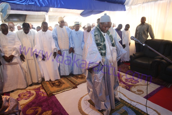 Les images de la célébration de l'Aid El Fitr à la mosquée Mazalikoul Jinnan Les images de la célébration de l'Aid El Fitr à la mosquée Mazalikoul Jinnan
