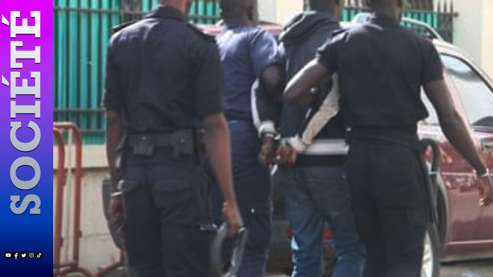 Thiaroye : deux policiers blessés en intervenant pour protéger une mère menacée Thiaroye : deux policiers blessés en intervenant pour protéger une mère menacée