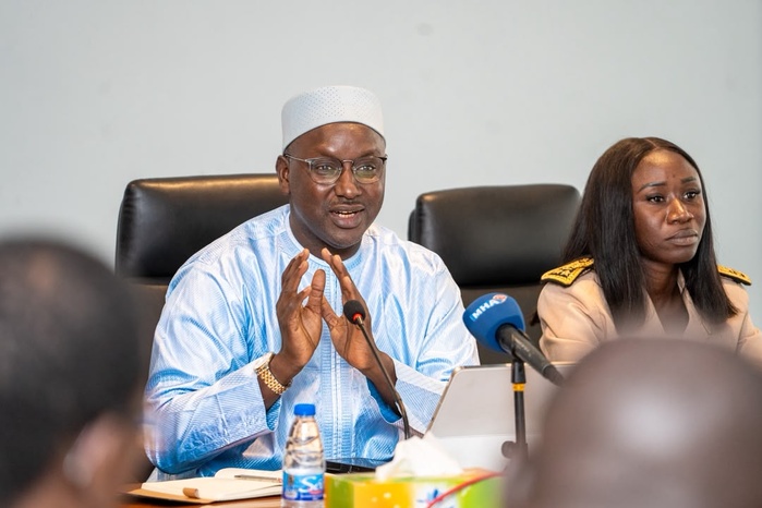 Gestion des inondations : Cheikh Tidiane Dièye juge le bilan à mi-parcours satisfaisant Gestion des inondations : Cheikh Tidiane Dièye juge le bilan à mi-parcours satisfaisant