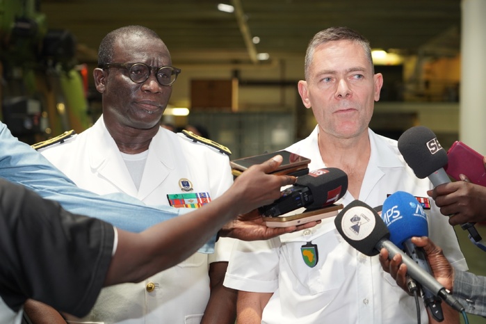 Coopération militaire : le porte-hélicoptères amphibie français « Mistral » a accosté à Dakar ce 2 octobre Coopération militaire : le porte-hélicoptères amphibie français « Mistral » a accosté à Dakar ce 2 octobre