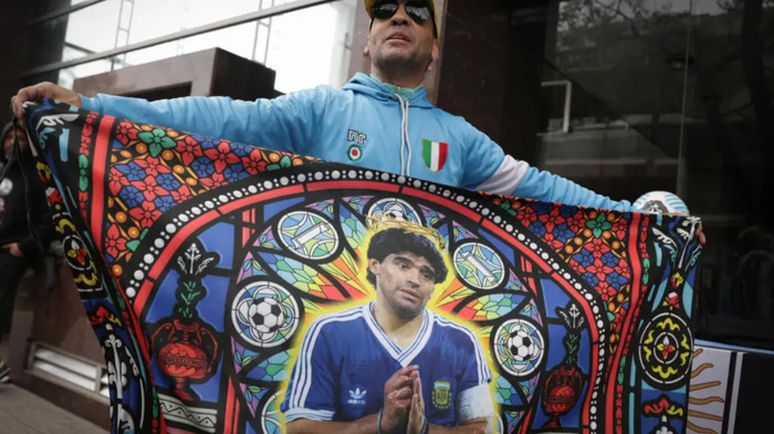 Procès Maradona: quatre à douze ans de prison requis contre l'équipe médicale de sa fin de vie Procès Maradona: quatre à douze ans de prison requis contre l'équipe médicale de sa fin de vie