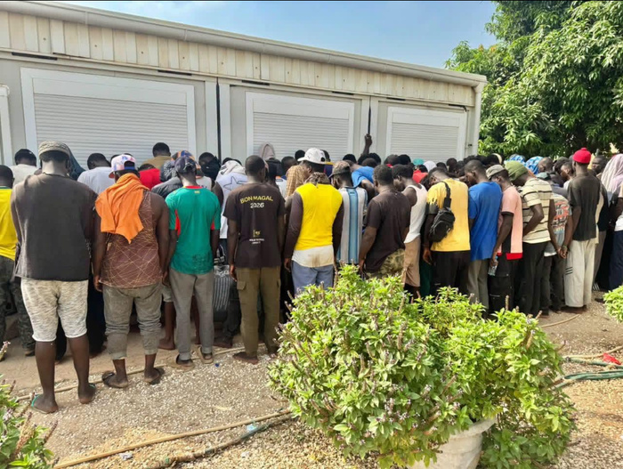 Migration irrégulière : 222 migrants dont 180 Sénégalais interceptés en Gambie Migration irrégulière : 222 migrants dont 180 Sénégalais interceptés en Gambie