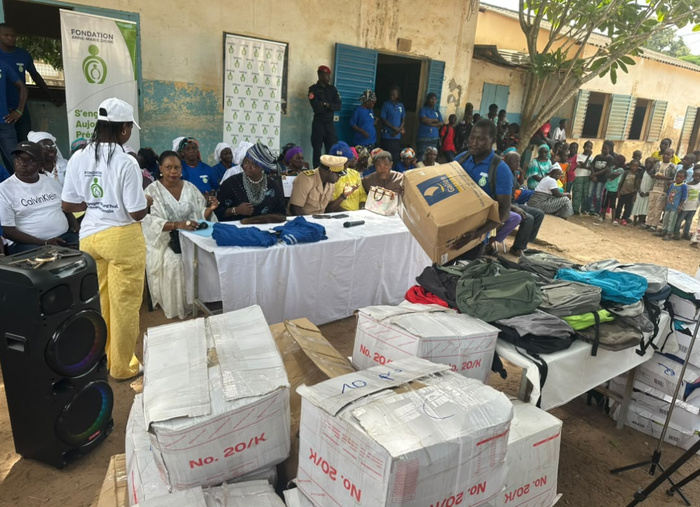 Oussouye : la Fondation Anne Marie Dione offre des kits scolaires aux élèves