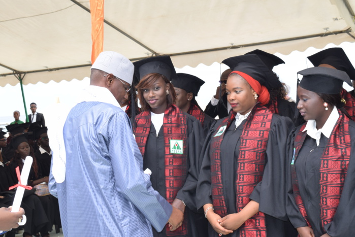 Cérémonie de remise de diplôme du CESAG 2016 : Près de 400 nouveaux diplômés prêts à l’emploi Cérémonie de remise de diplôme du CESAG 2016 : Près de 400 nouveaux diplômés prêts à l’emploi