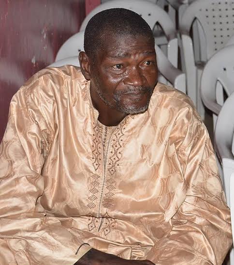 La dernière image de la légende du football Baba Touré quelques minutes avant son décès samedi soir à Pikine