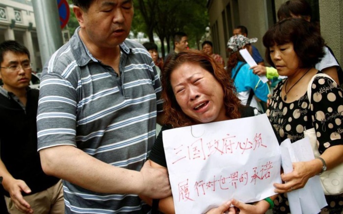 Vol MH370 : le pilote aurait volontairement précipité l'avion dans la mer, selon la BBC Vol MH370 : le pilote aurait volontairement précipité l'avion dans la mer, selon la BBC